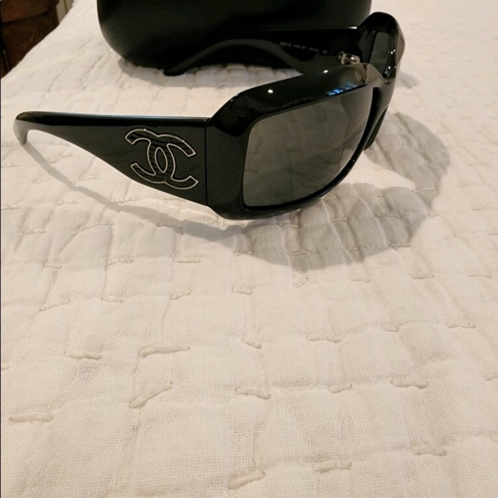 Authentic CHANEL Sunglasses